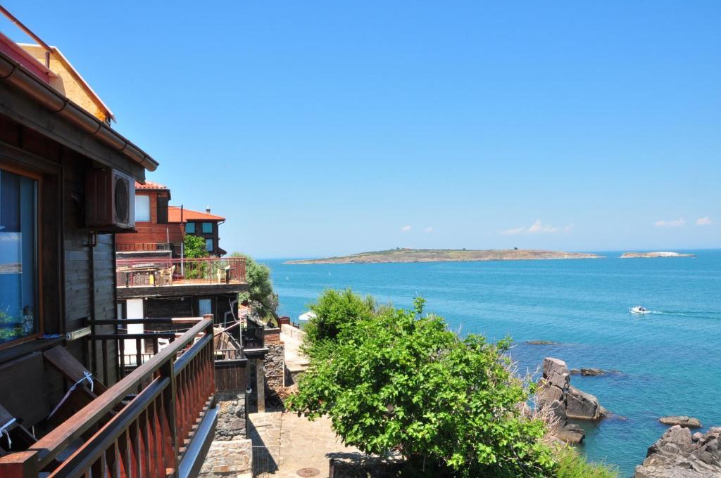 Deep Blue Guest House Sozopol Extérieur photo